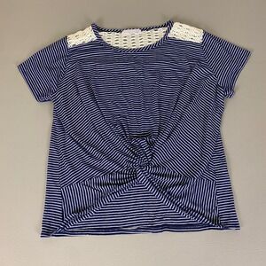 C'est La Vie Striped Twist Front Top 2X Blue White Crochet Lace Shoulder‎